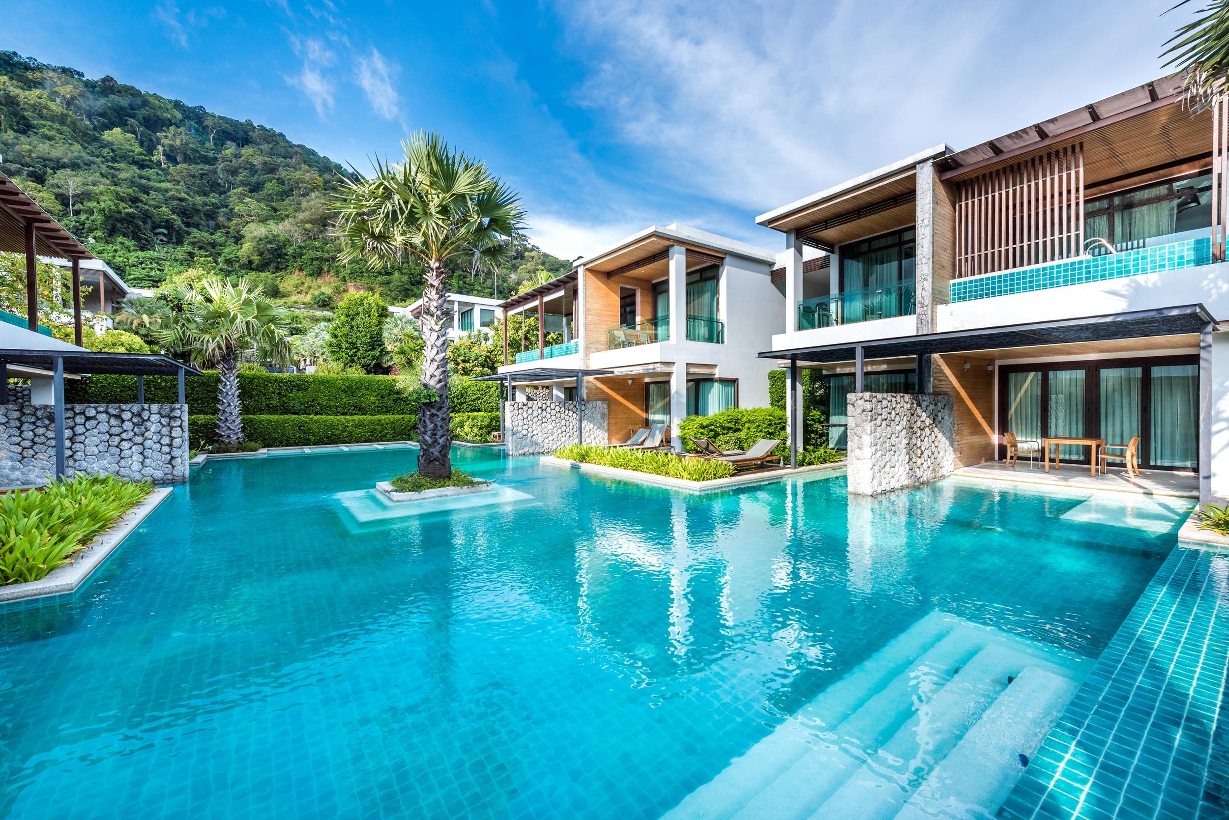 Wyndham Sea Pearl Resort, Phuket Patong Buitenkant foto The Village Koh Samui