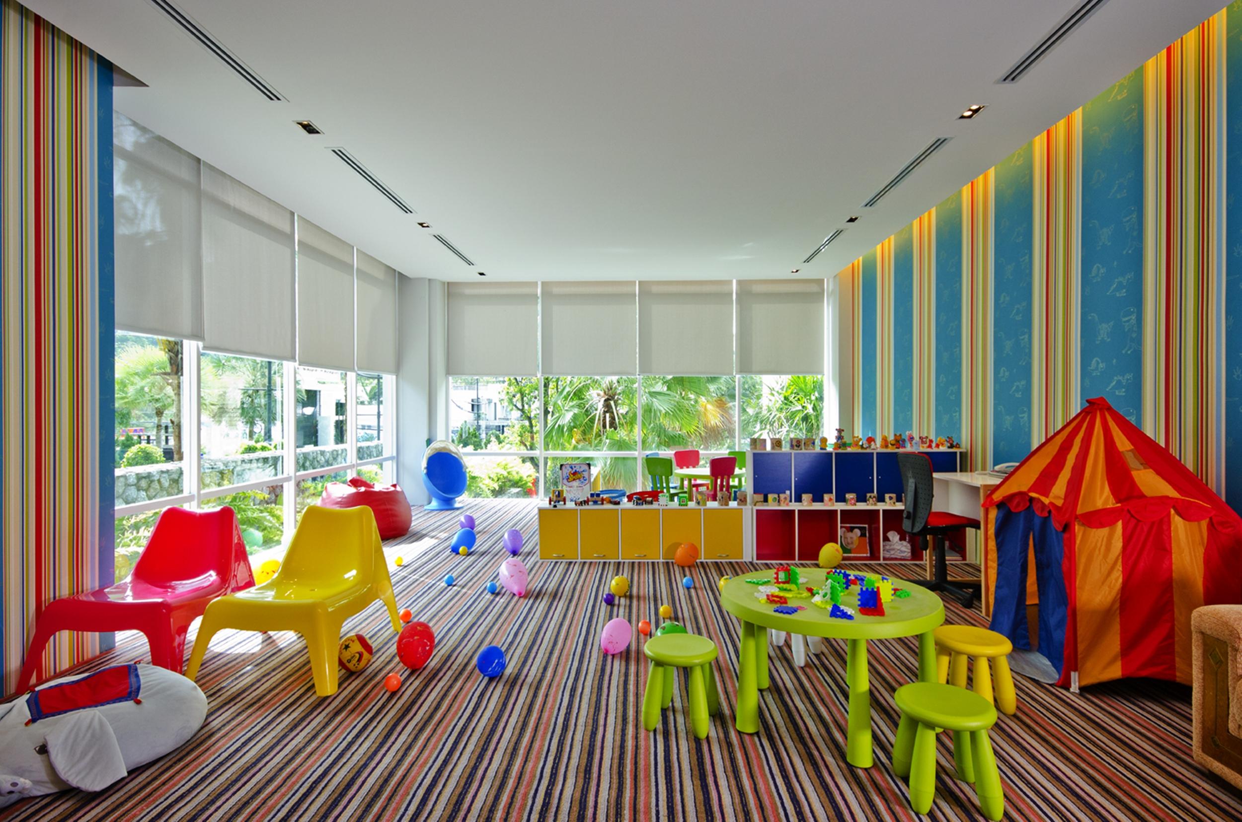 Wyndham Sea Pearl Resort, Phuket Patong Buitenkant foto A nursery in Thailand