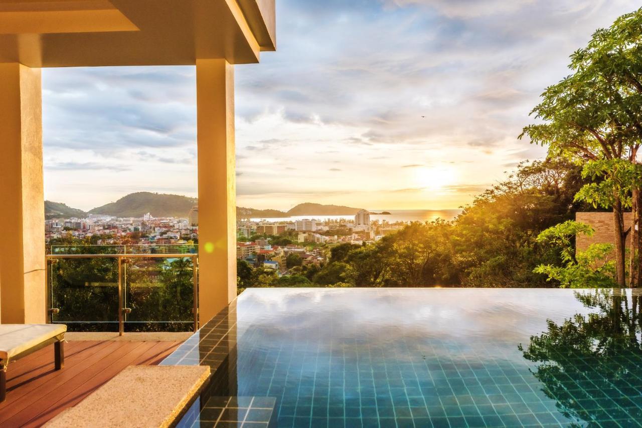 Wyndham Sea Pearl Resort, Phuket Patong Buitenkant foto View from the pool
